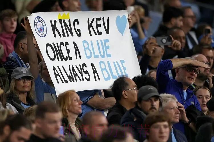 相比哈兰德 齐达内认为劳塔罗的踢球风格作用更大 相比哈兰德 齐达内认为劳塔罗的踢球风格作用更大